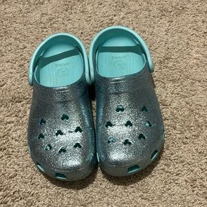 Women’s 10/ men’s 8 Disney sparkle crocs